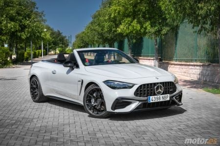 Si vas a cumplir los 50 esta prueba te interesa, ¿es el Mercedes-AMG CLE 53 Cabrio el regalo que te mereces?