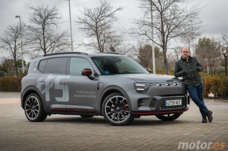 Este coche debería venderse mucho más: es mejor que el Tesla Model Y y tiene el sello de calidad de Mercedes