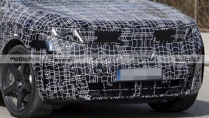 Fotos espía BMW iX5 M70 xDrive 2027