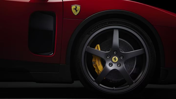 ferrari-luce-ademas-feo-mal-coche-electr