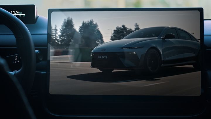 Hyundai Pleos