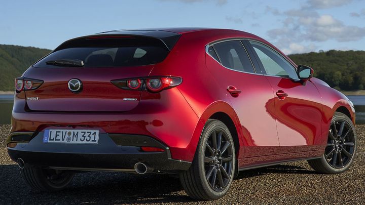 Mazda3 2027 - posterior
