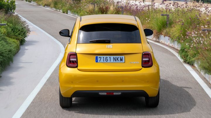 prueba-fiat-500-hybrid-firefly-65-cv-202