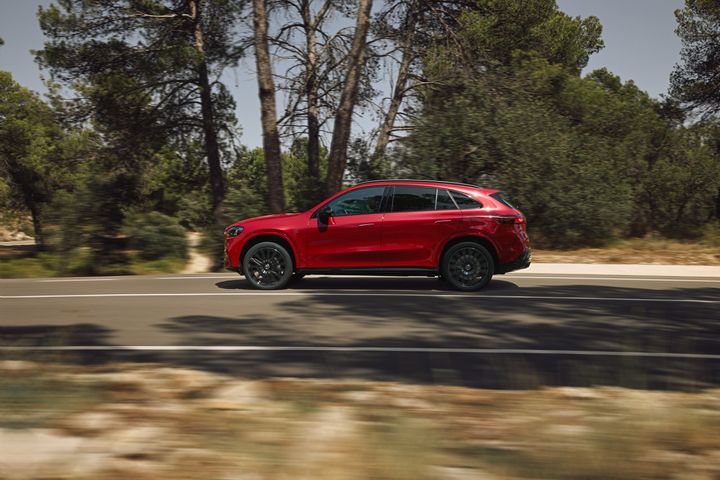 prueba-mercedes-glc-400-electrico-202611