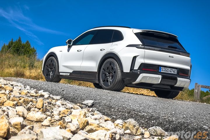 prueba-porsche-cayenne-electric-20261143