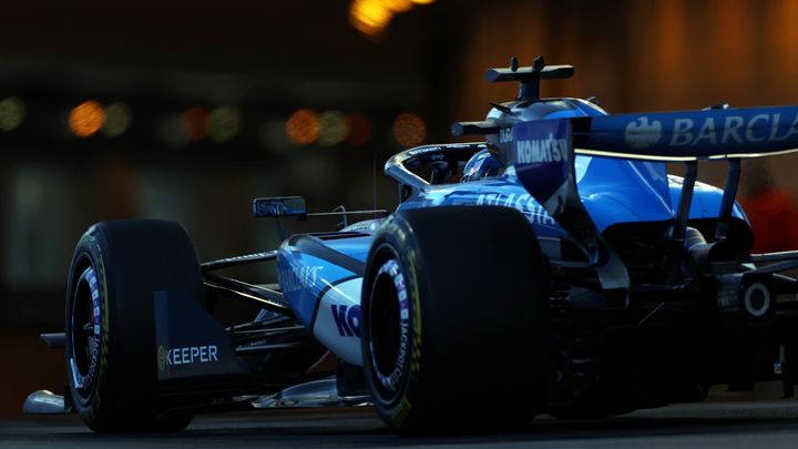 albon-williams-f1-sainz-fuera-coche-cere