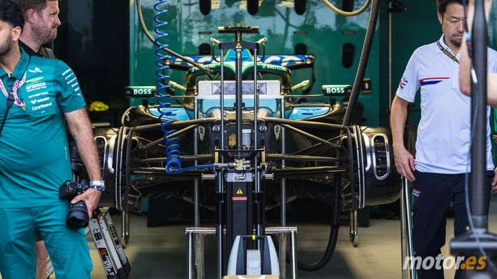 alonso-cambio-radical-aston-martin-amr26
