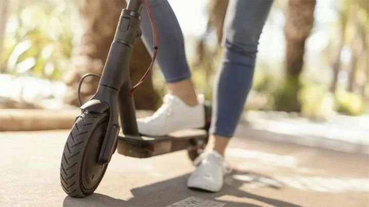 dgt-limite-15-anos-patinetes-electricos-