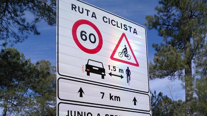 dgt-nuevas-normas-conductores-casco-pati