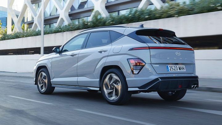 Hyundai KONA - posterior