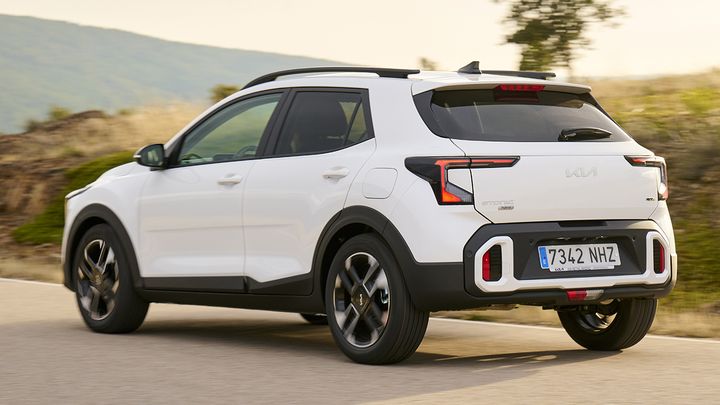 KIA Stonic - posterior