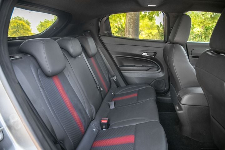 prueba-alfa-romeo-junior-ibrida-20261148