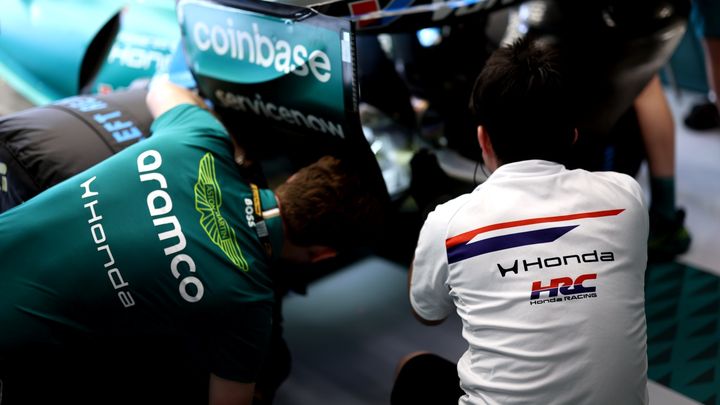 coche-salvar-alonso-claves-aston-martin-