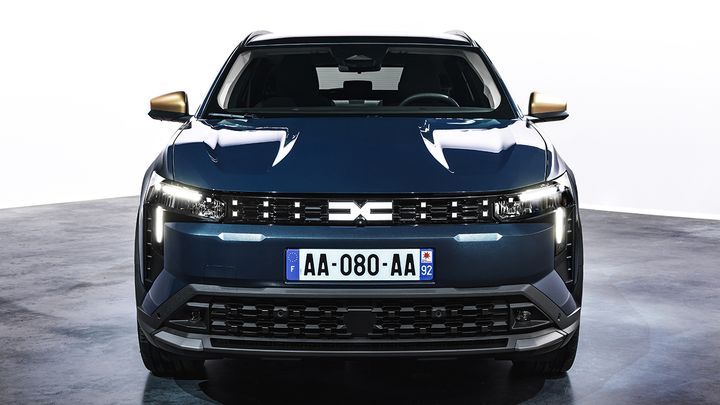Dacia Striker - frontal