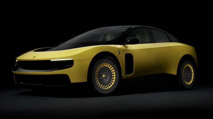 Ferrari Luce