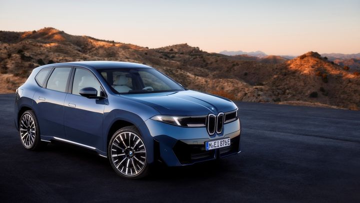BMW iX3