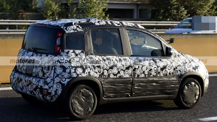 Fotos espía FIAT Pandina Tributo Autobianchi 2027