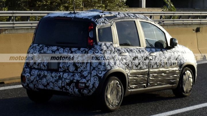 Fotos espía FIAT Pandina Tributo Autobianchi 2027
