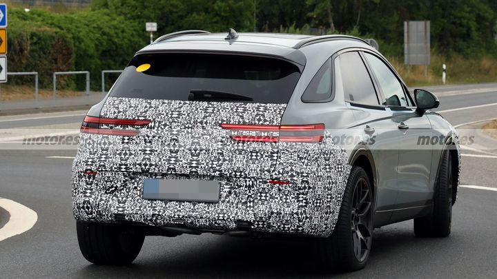 Fotos espía Genesis GV70 Hybrid 2027