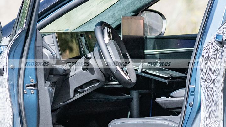 Renault Scenic E-Tech Eléctrico 2027 - foto espía interior