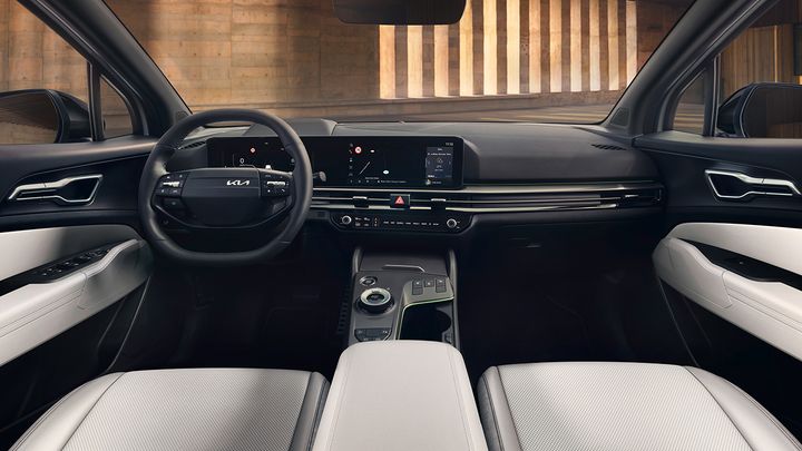 KIA Sportage Black Edition - interior