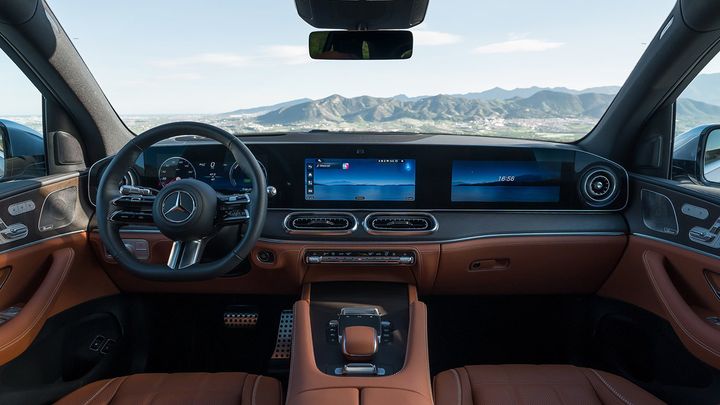 Mercedes GLE 2027 - interior