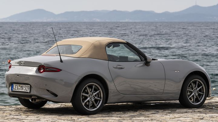 Mazda MX-5 2027