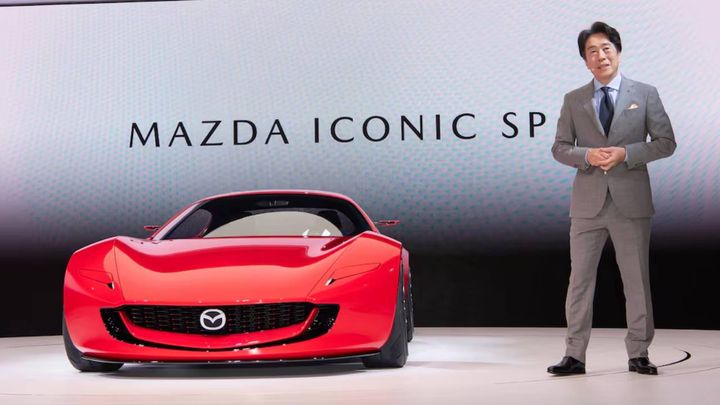 mazda-mx-5-miata-electrico-ceo-mazda-con