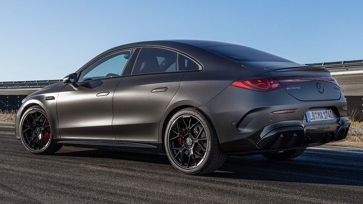 Mercedes-AMG CLA 45 4MATIC+ 2027 - posterior