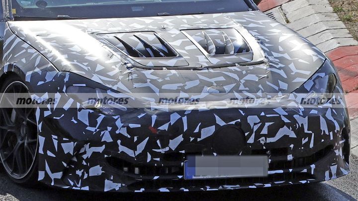 Fotos espía Mercedes-AMG GT 4 Puertas Coupé