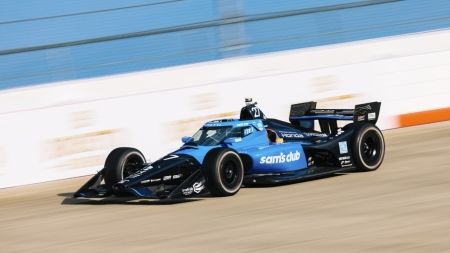 Kyle Kirkwood lanza su órdago a Álex Palou con su segunda pole oval en Nashville
