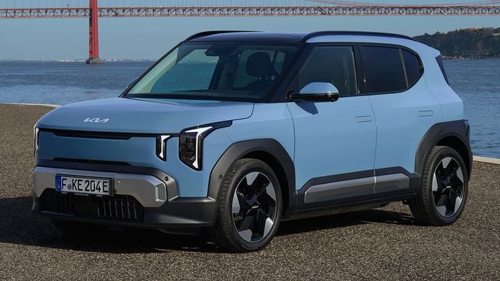 KIA EV2