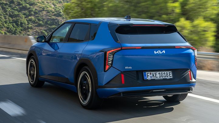 KIA EV4 - posterior