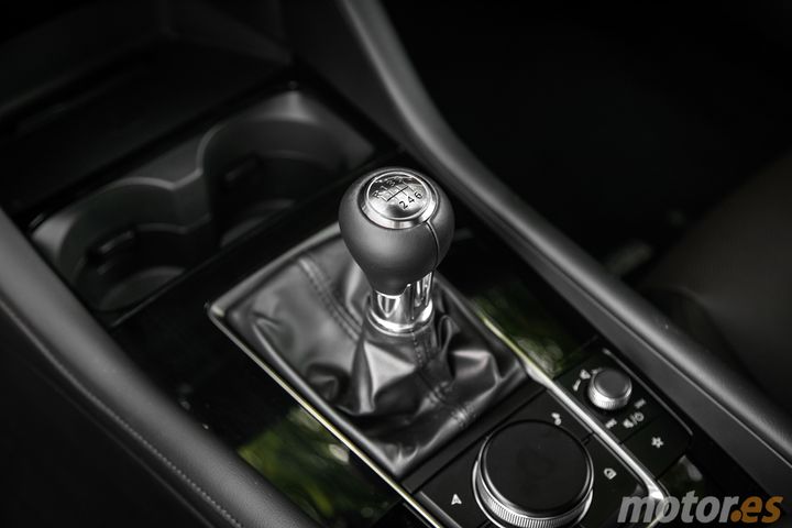 prueba-mazda-3-e-skyactiv-g-25-140-cv-20