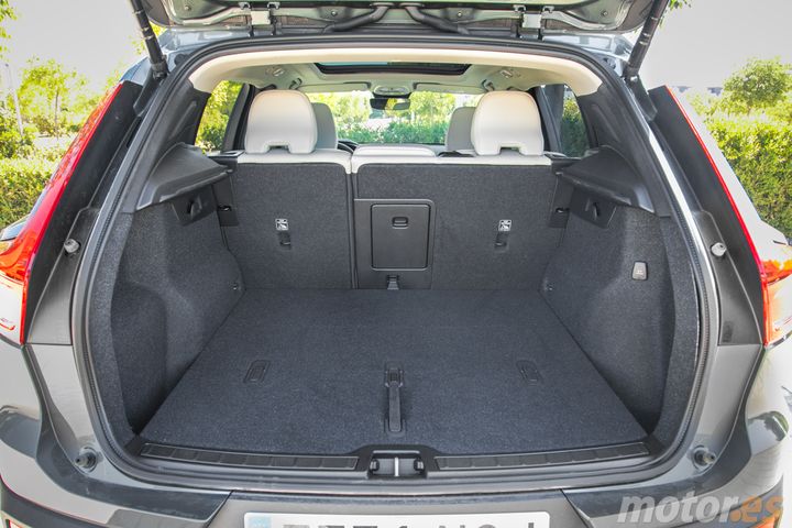 prueba-volvo-xc40-2026115262-1784018860_