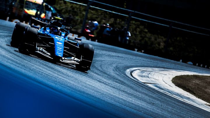 sainz-brazo-torcer-piastri-justificacion
