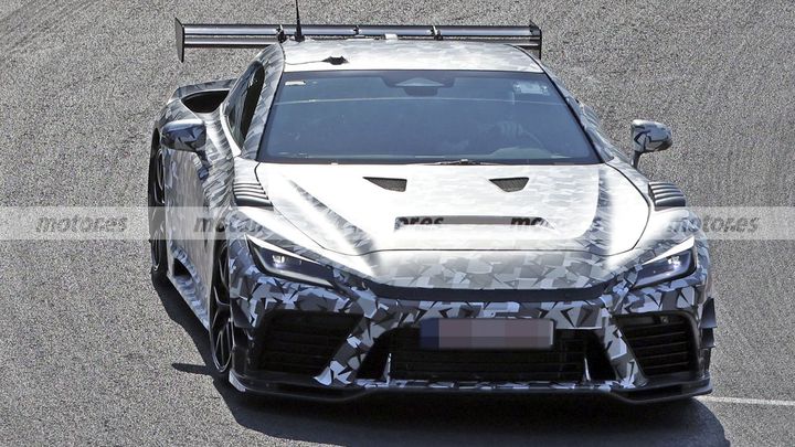 Fotos espía Toyota GR GT Track Pack en Nürburgring