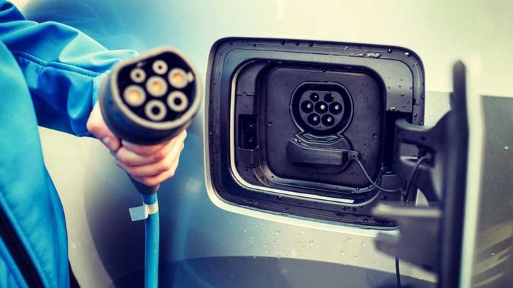 coche-electrico-ahorro-euros-100000-kilo