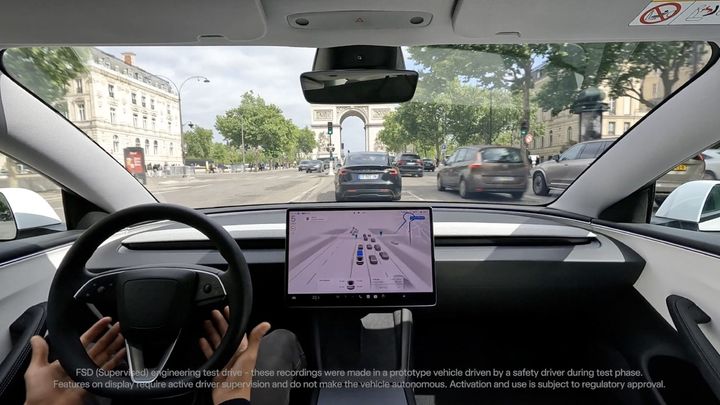 conductor-tesla-fsd-coartada-multa-20261