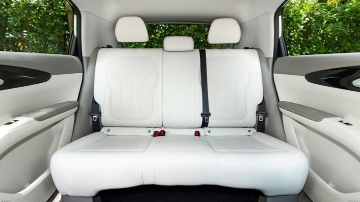 el-geely-e2-llega-mas-barato-que-renault