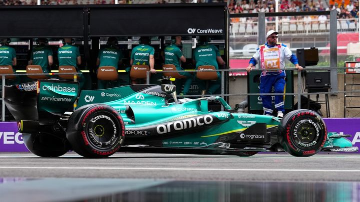 gente-rinde-f1-amr26b-razon-pedro-rosa-2