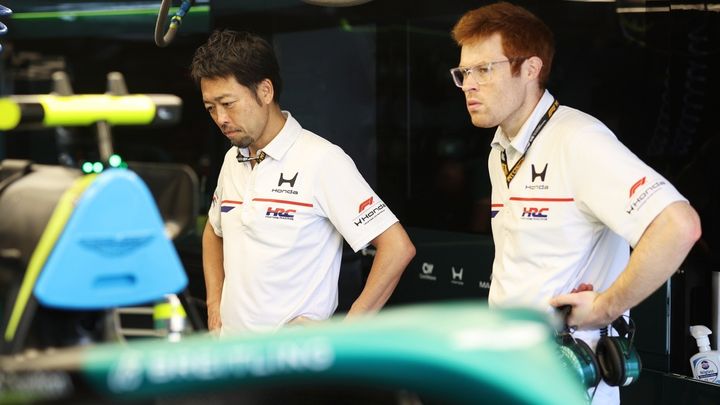 herbert-claro-aston-martin-honda-2026115