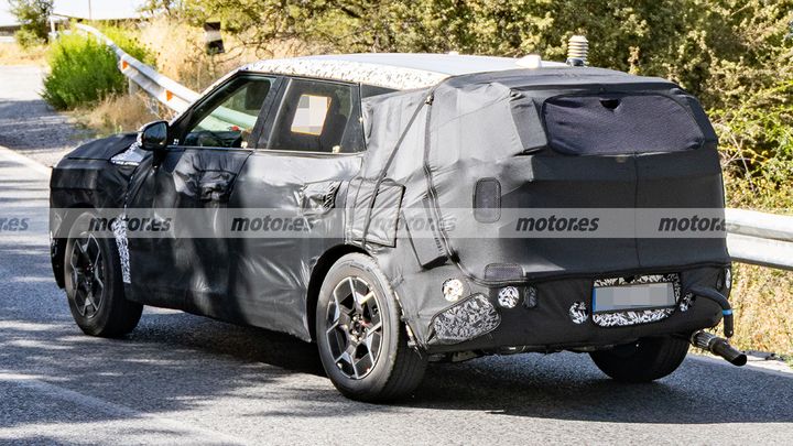 KIA Sportage 2028 - foto espía posterior