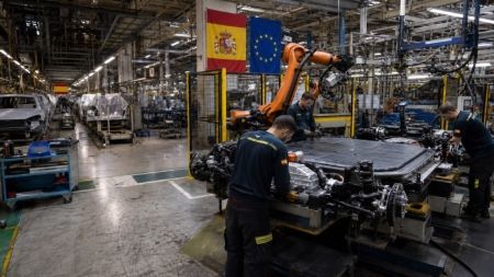 España fabrica menos coches mientras prepara su futuro eléctrico: una transición que ya está pasando factura