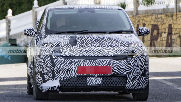 Nissan Wave 2027 - foto espía frontal