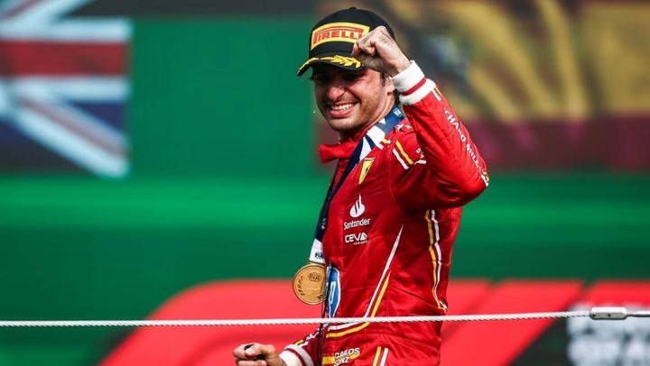 sainz-ferrari-eligio-frente-ricciardo-pi