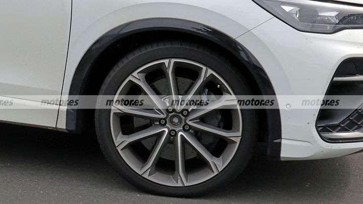Volkswagen Tiguan R - foto espía