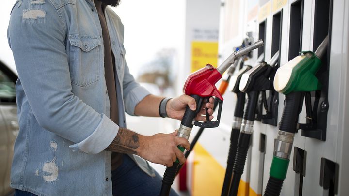 diesel-precio-cerca-2-euros-espana-fuert