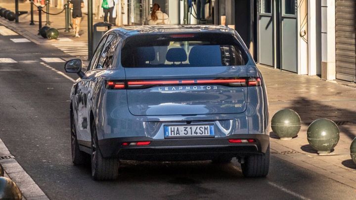 leapmotor-b10-suv-compacto-electrico-cla