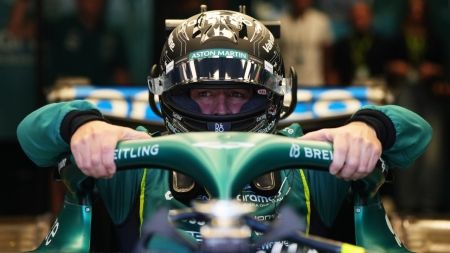 Alonso señala a Sainz tras su toque: «Fue innecesario»